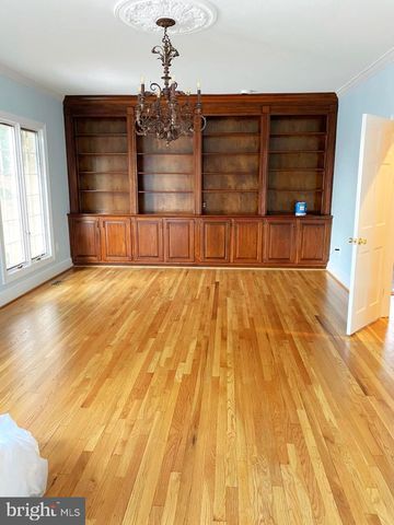 9809 HALL RD, Potomac, MD 20854