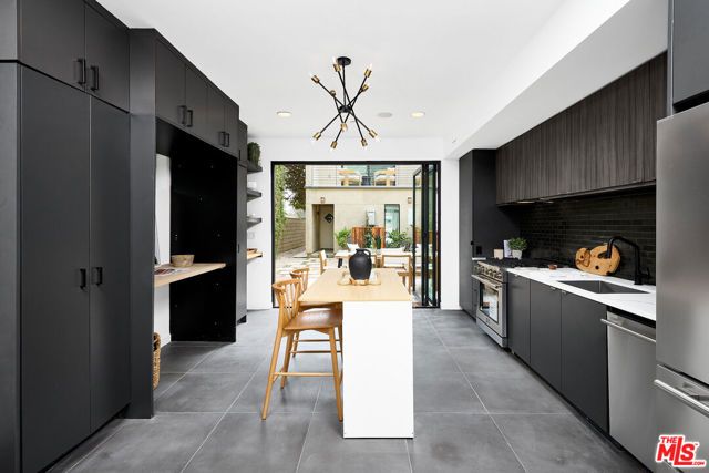 748 Brooks Avenue, Venice (los Angeles), CA 90291