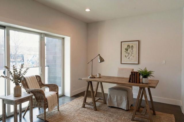 1150 W Hubbard Street 1E, Chicago, IL 60642