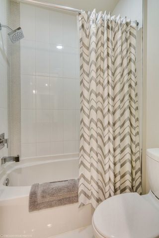 1150 W Hubbard Street 1E, Chicago, IL 60642