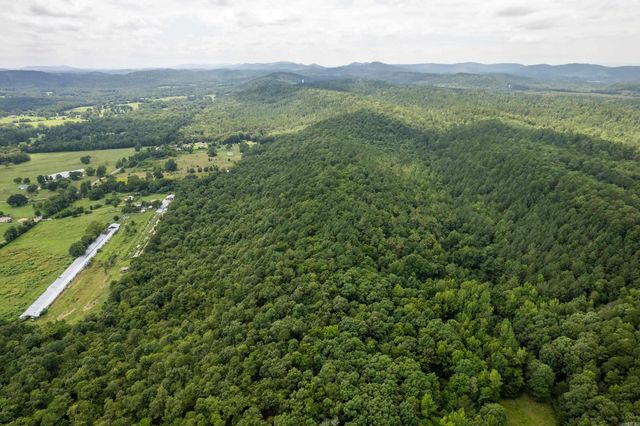 Ragweed Valley Road, Royal, AR 71968