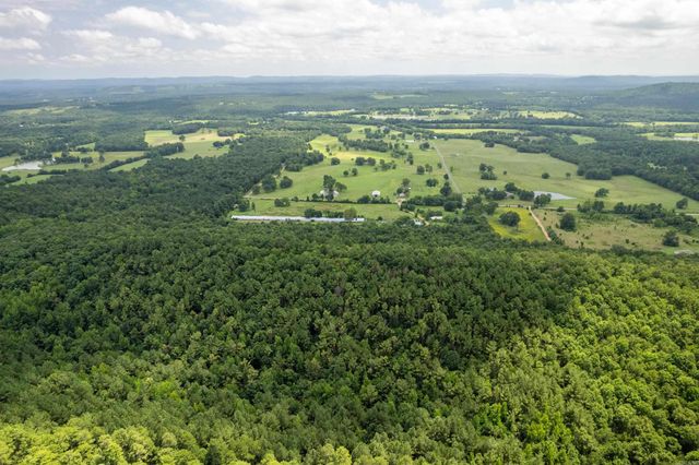 Ragweed Valley Road, Royal, AR 71968