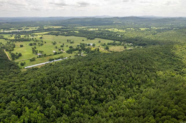 Ragweed Valley Road, Royal, AR 71968