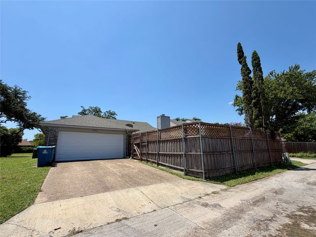 7905 Rice Drive, Rowlett, TX 75088