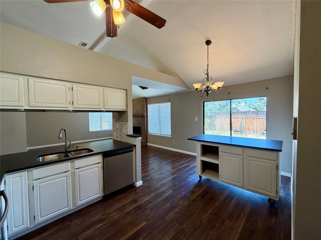 7905 Rice Drive, Rowlett, TX 75088