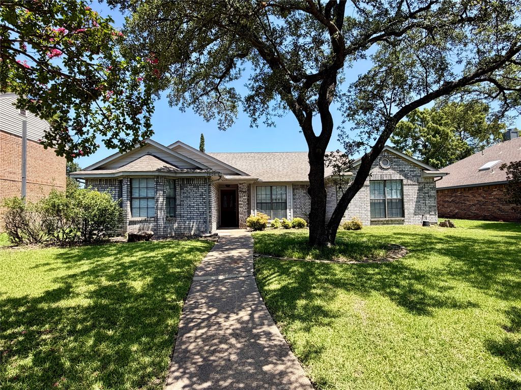 7905 Rice Drive, Rowlett, TX 75088