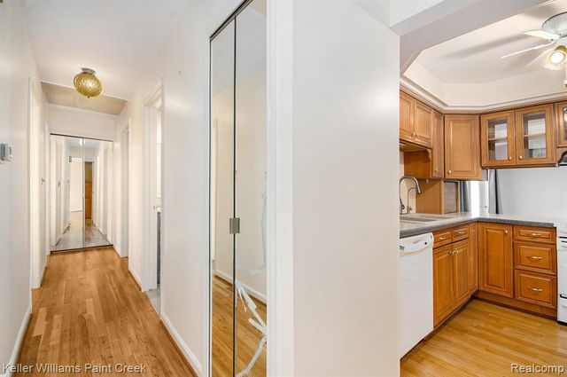 13311 Picadilly, Sterling Heights, MI 48312