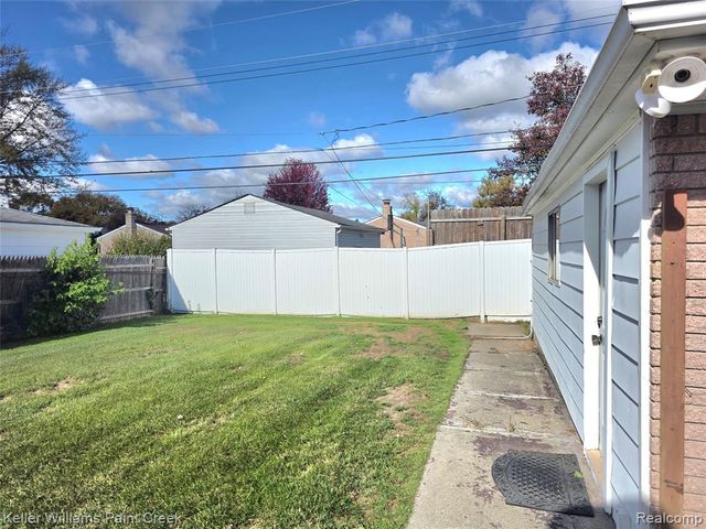 13311 Picadilly, Sterling Heights, MI 48312