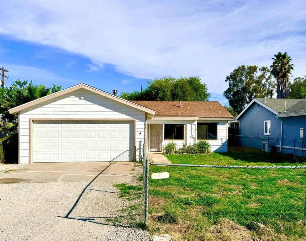 945 E Street, Ramona, CA 92065 — photo 2