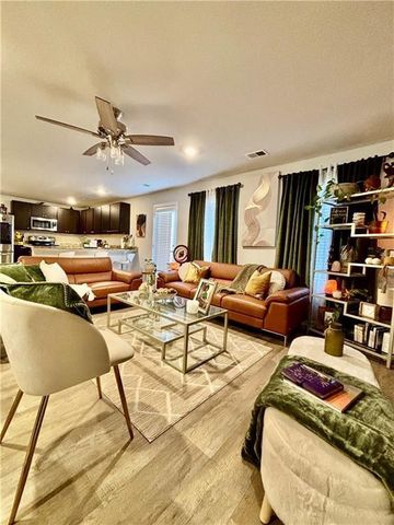 1367 Midnight Ride Court, Hampton, GA 30228