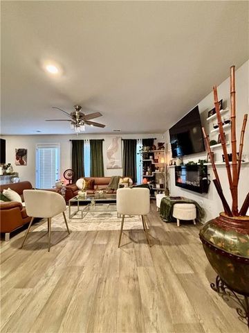 1367 Midnight Ride Court, Hampton, GA 30228