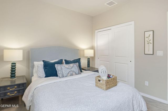 13131 EMERALD ISLE Street, El Paso, TX 79928