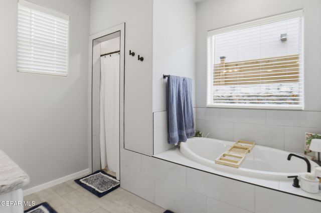 13131 EMERALD ISLE Street, El Paso, TX 79928