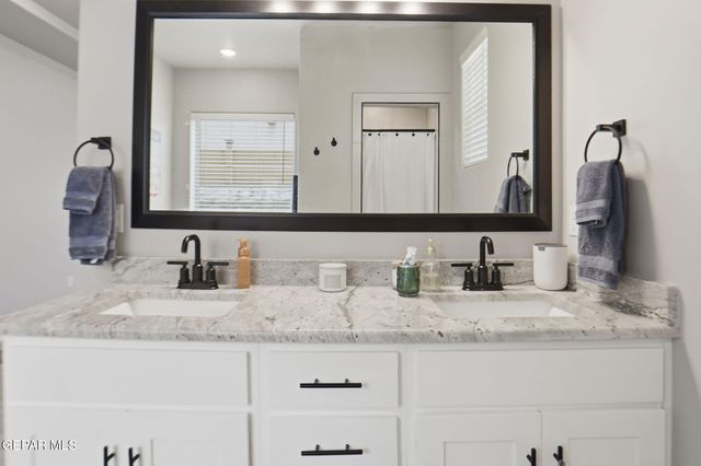 13131 EMERALD ISLE Street, El Paso, TX 79928