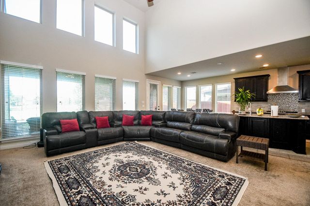 10119 Peytons Grace Lane, Cypress, TX 77433