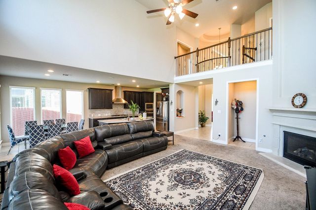 10119 Peytons Grace Lane, Cypress, TX 77433
