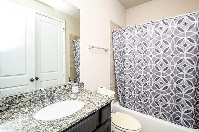 10119 Peytons Grace Lane, Cypress, TX 77433