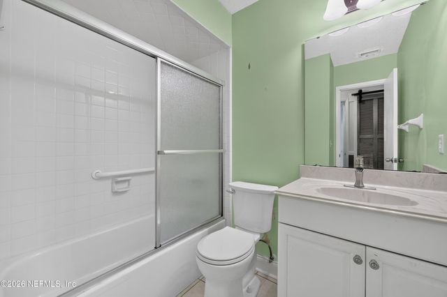 2084 BROAD OAK Drive, Jacksonville, FL 32225