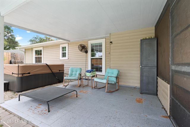 2084 BROAD OAK Drive, Jacksonville, FL 32225