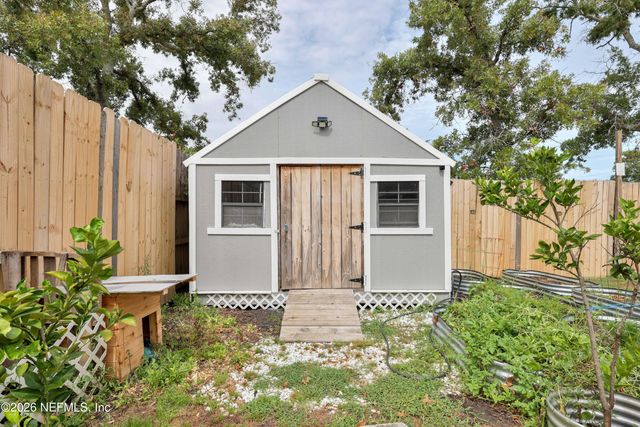 2084 BROAD OAK Drive, Jacksonville, FL 32225