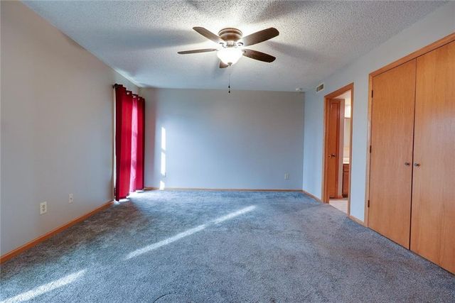 12300 E 43rd Street 1 A, Independence, MO 64055