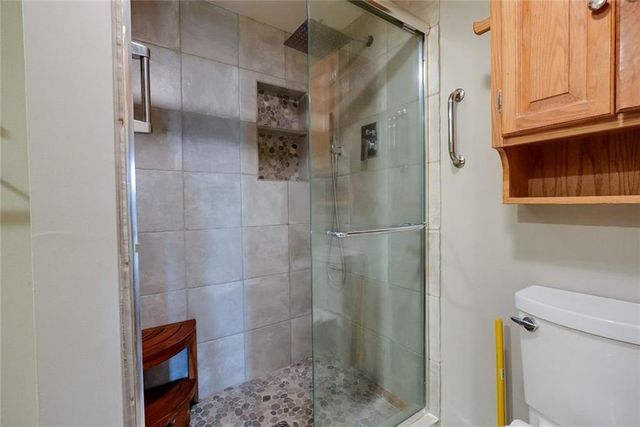 12300 E 43rd Street 1 A, Independence, MO 64055