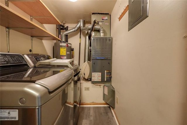 12300 E 43rd Street 1 A, Independence, MO 64055