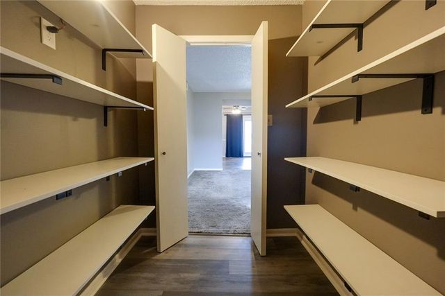 12300 E 43rd Street 1 A, Independence, MO 64055