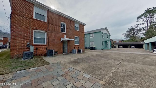 1261 BELMONT Terrace 1, Jacksonville, FL 32207