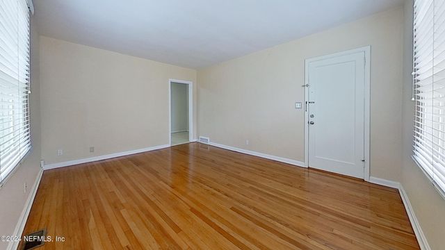 1261 BELMONT Terrace 1, Jacksonville, FL 32207