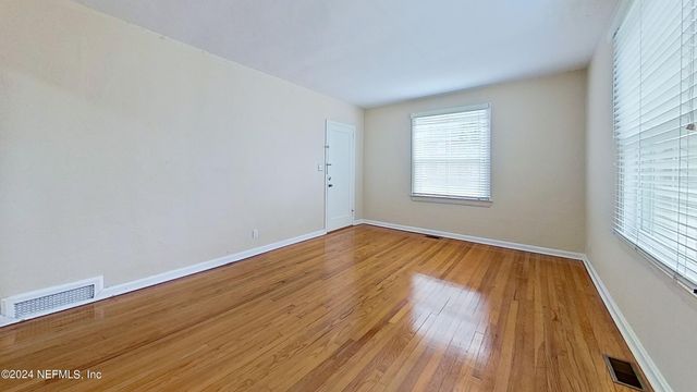 1261 BELMONT Terrace 1, Jacksonville, FL 32207