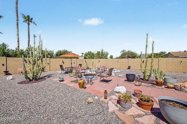 10030 W DESERT ROCK Drive, Sun City, AZ 85351