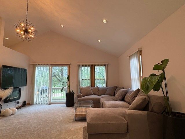 160 Inverness Court A, Elk Grove Village, IL 60007