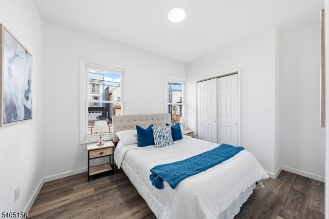 322 Court St, Elizabeth City, NJ 07206