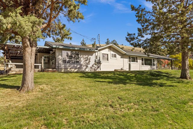 2411 Vermont Street, Klamath Falls, OR 97603