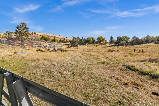 2411 Vermont Street, Klamath Falls, OR 97603