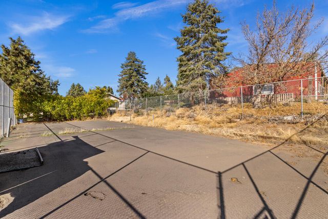 2411 Vermont Street, Klamath Falls, OR 97603