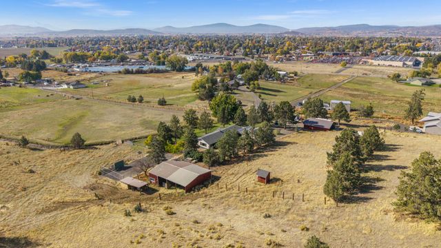 2411 Vermont Street, Klamath Falls, OR 97603