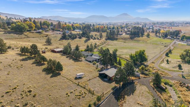 2411 Vermont Street, Klamath Falls, OR 97603