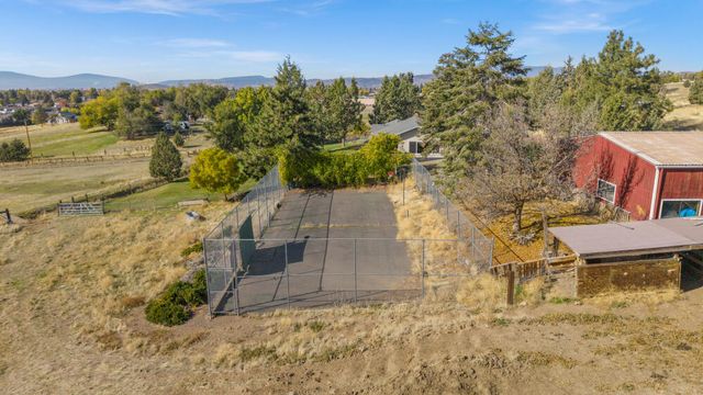 2411 Vermont Street, Klamath Falls, OR 97603