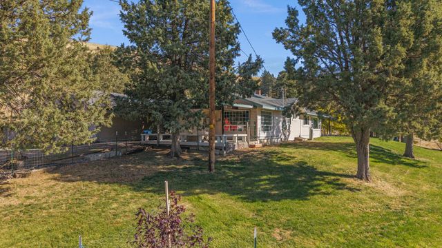 2411 Vermont Street, Klamath Falls, OR 97603