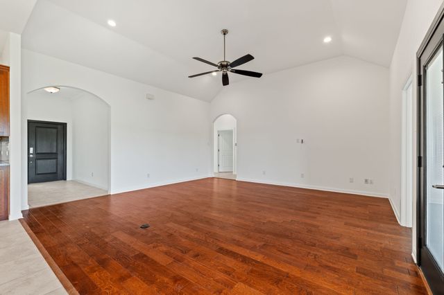 3648 Bluegrass Drive, Grand Prairie, TX 75052