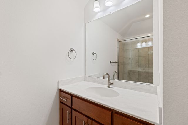3648 Bluegrass Drive, Grand Prairie, TX 75052