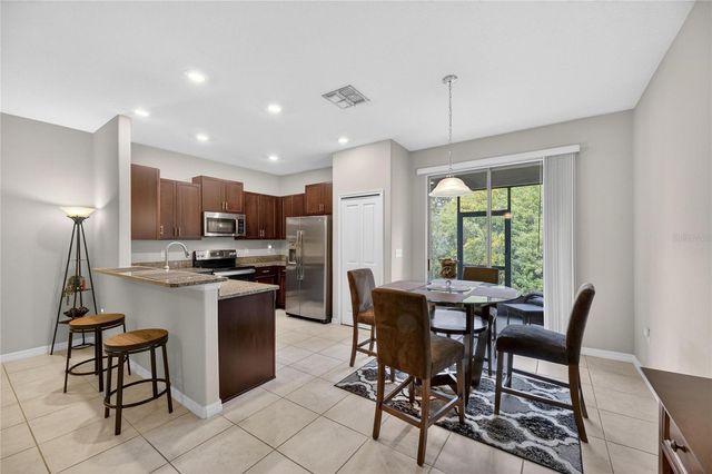 9652 PEMBROOKE PINES DRIVE, Sun City Center, FL 33573