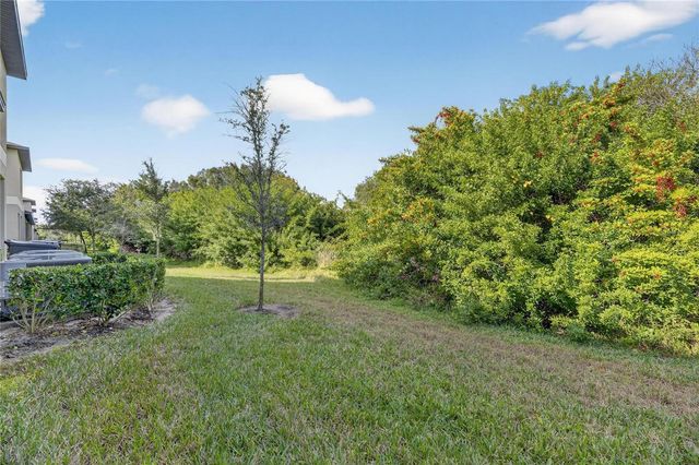 9652 PEMBROOKE PINES DRIVE, Sun City Center, FL 33573