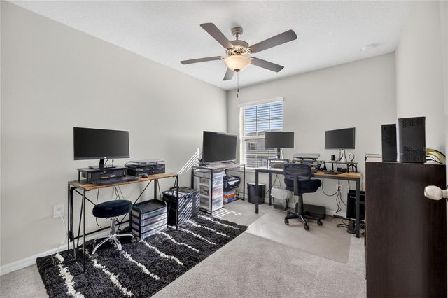 9652 PEMBROOKE PINES DRIVE, Sun City Center, FL 33573