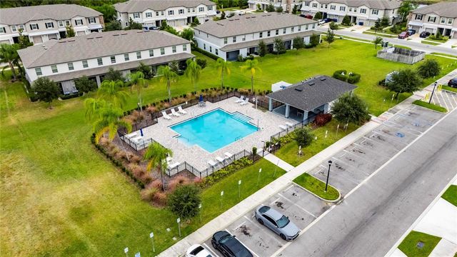 9652 PEMBROOKE PINES DRIVE, Sun City Center, FL 33573