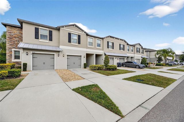 9652 PEMBROOKE PINES DRIVE, Sun City Center, FL 33573