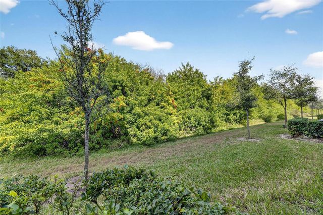 9652 PEMBROOKE PINES DRIVE, Sun City Center, FL 33573