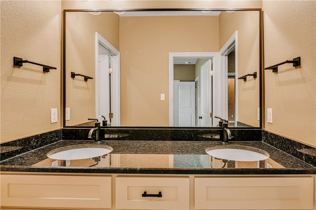 1409 Sansa St, Corpus Christi, TX 78415